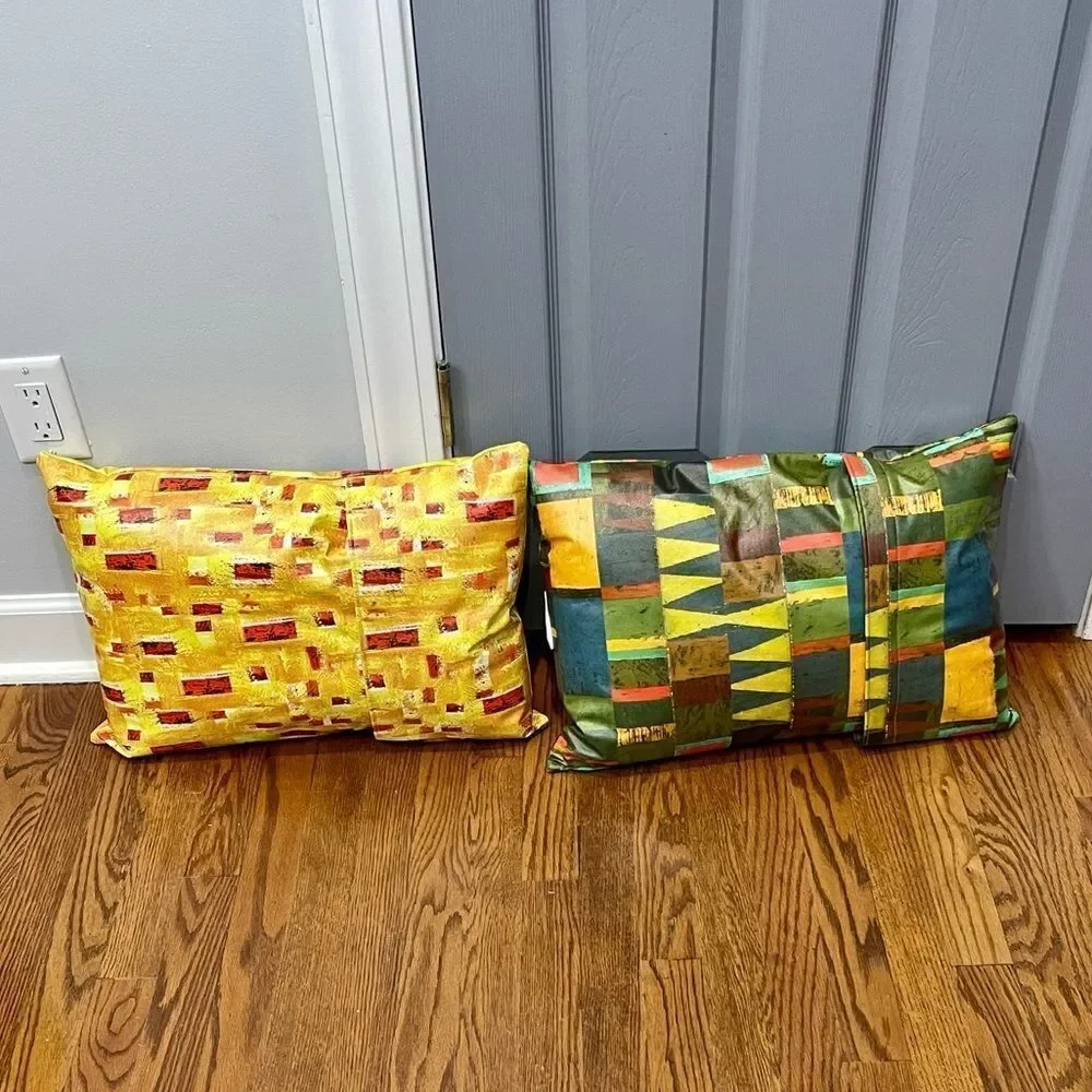 Two Kindred Spirits Decorative Pillows | Bears & Lab
